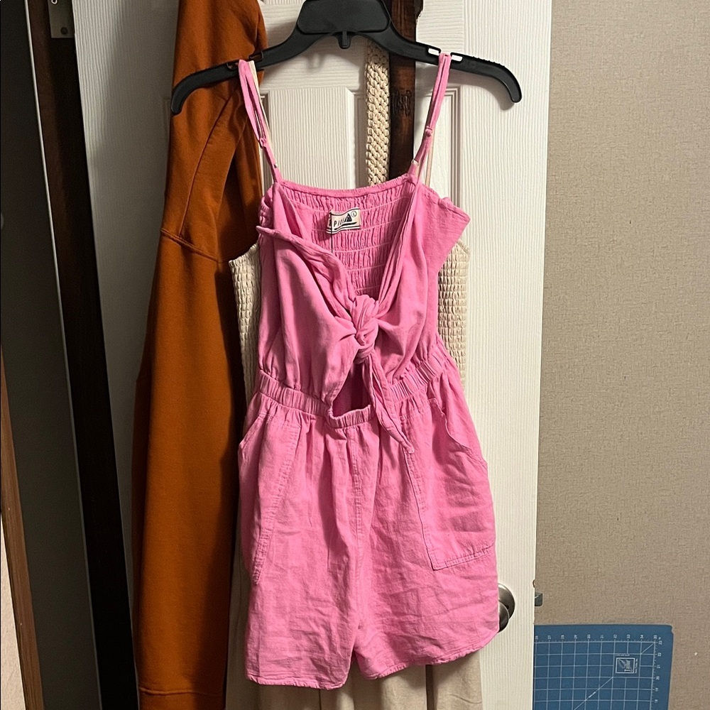 Pink Sleeveless Jumpsuit
